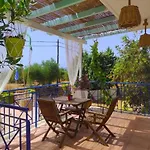 Lontos Village Apartment