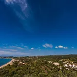 Lontos Village