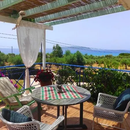 Lontos Village Apartamento Finikounta