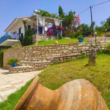 Lontos Village *