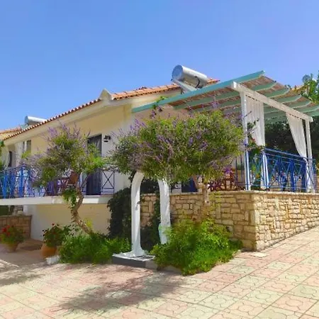 Lontos Village Apartamento Finikounta