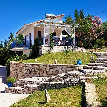 Lontos Village *
