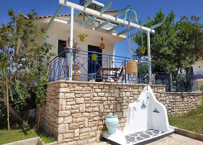 Lontos Village * Finikounta